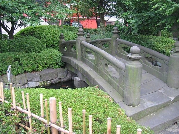 small japanese garden on the side of sensoji temple in asakusa