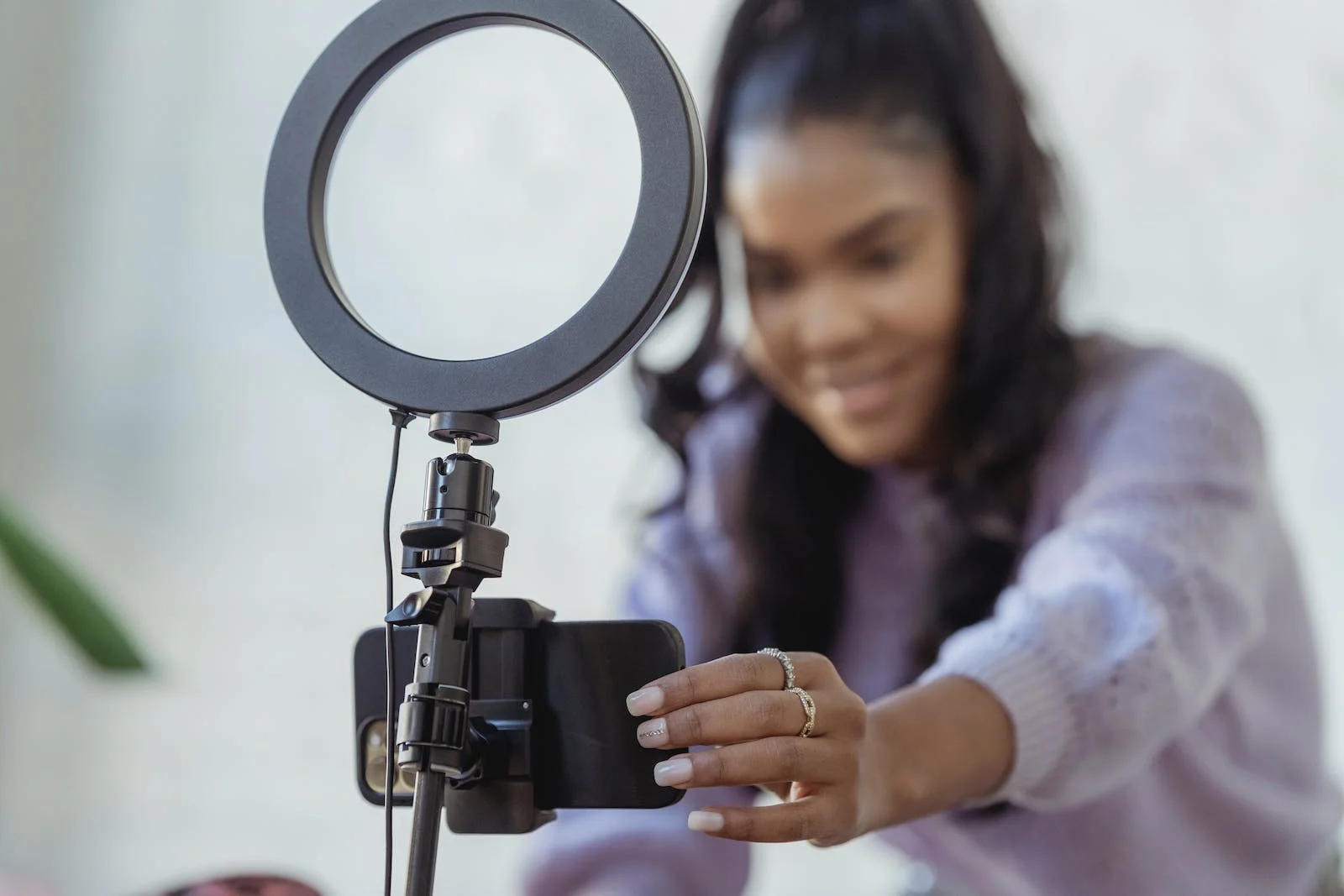 What Do TikTokers Used To Edit Videos?: Ultimate Guide To Video Editing Apps 2 pexels photo 6954220